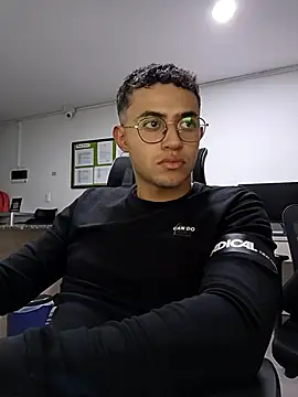 Thonny-becker online show from 02/16/25, 01:58