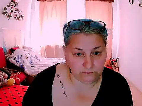 mayamayx online show from 04/16/26, 09:21