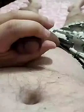 Snapshot of ALEX19833 chatting on 01/23/25, 11:58 ALEX19833 online show from 01/23/25, 11:58