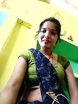 Bhuvi Bedi online show from 02/28/25, 11:23