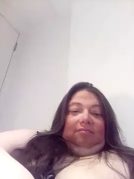 Snapshot of HotHornyEmmaX chatting on 02/01/25, 08:29 HotHornyEmmaX online show from 02/01/25, 08:29