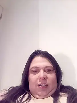 Snapshot of HotHornyEmmaX chatting on 02/03/25, 06:34 HotHornyEmmaX online show from 02/03/25, 06:34