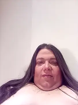 Snapshot of HotHornyEmmaX chatting on 02/07/25, 06:35 HotHornyEmmaX online show from 02/07/25, 06:35