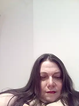 Snapshot of HotHornyEmmaX chatting on 02/16/25, 05:26 HotHornyEmmaX online show from 02/16/25, 05:26