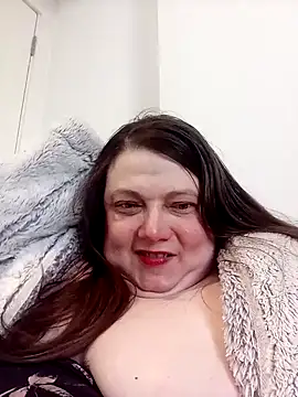 Snapshot of HotHornyEmmaX chatting on 03/20/25, 07:47 HotHornyEmmaX online show from 03/20/25, 07:47