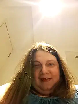 Snapshot of HotHornyEmmaX chatting on 03/19/26, 10:14 HotHornyEmmaX online show from 03/19/26, 10:14