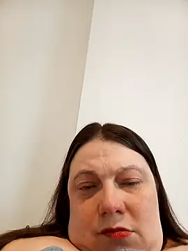 Snapshot of HotHornyEmmaX chatting on 03/24/26, 12:21 HotHornyEmmaX online show from 03/24/26, 12:21