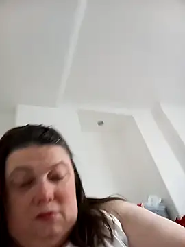 Snapshot of HotHornyEmmaX chatting on 03/29/26, 05:24 HotHornyEmmaX online show from 03/29/26, 05:24