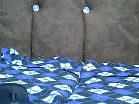 Snapshot of sexy_dobe_ chatting on 01/20/25, 06:43 sexy dobe online show from 01/20/25, 06:43