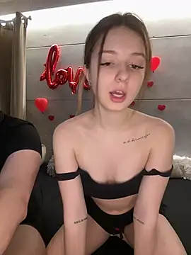 Snapshot of adam-tessa-morel chatting on 02/21/25, 06:26 adam-tessa-morel online show from 02/21/25, 06:26