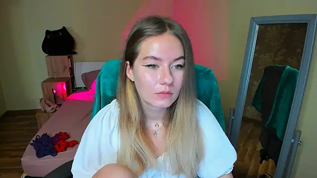 EmilyPaw online show from 01/31/25, 09:48