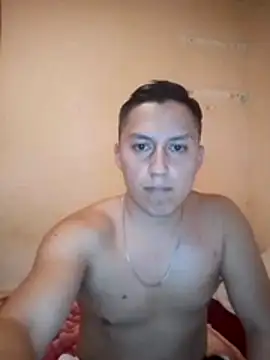 Snapshot of LuisMex1998 chatting on 11/28/25, 02:36 LuisMex1998 online show from 11/28/25, 02:36