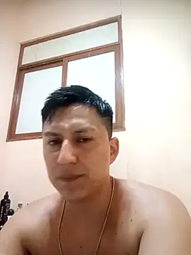 Snapshot of LuisMex1998 chatting on 05/06/26, 08:19 LuisMex1998 online show from 05/06/26, 08:19