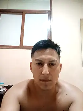 Snapshot of LuisMex1998 chatting on 05/07/26, 12:54 LuisMex1998 online show from 05/07/26, 12:54