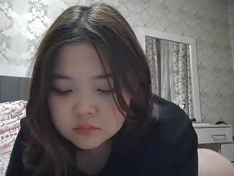 elysiann3 online show from 02/02/25, 07:14