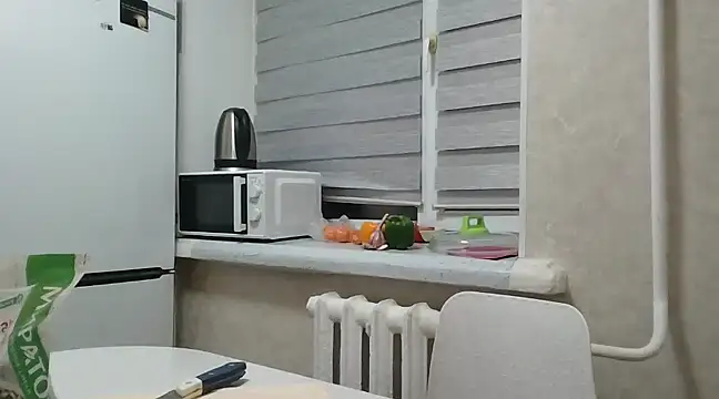 elysiann3 online show from 02/08/25, 01:32