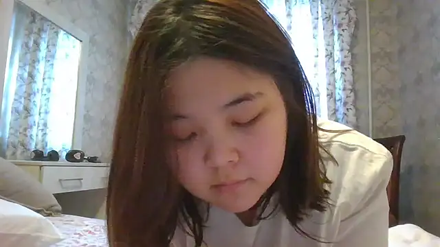 elysiann3 online show from 02/22/25, 11:46