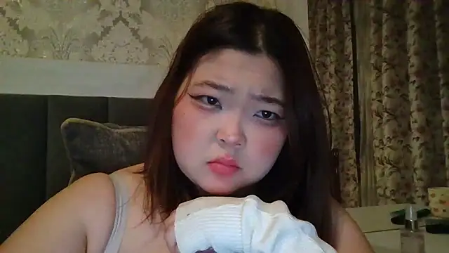 elysiann3 online show from 02/24/25, 06:15