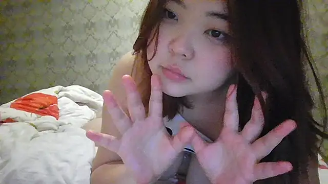 elysiann3 online show from 03/19/25, 09:27