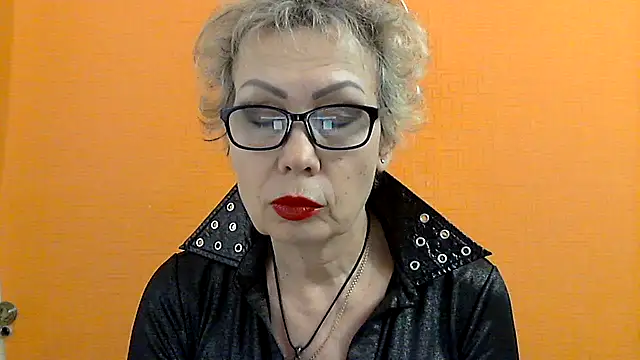 NessyJenixs online show from 01/27/25, 05:26