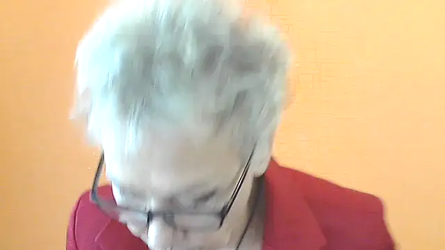 NessyJenixs online show from 10/22/25, 07:08