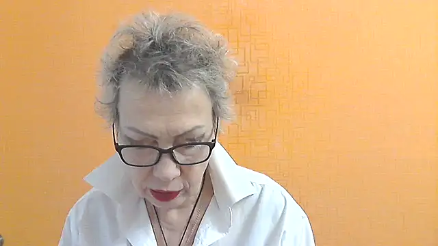 NessyJenixs online show from 12/21/25, 07:48