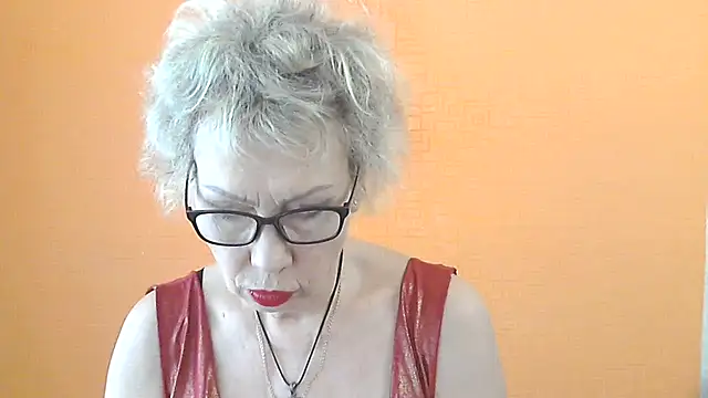 NessyJenixs online show from 06/07/26, 07:01
