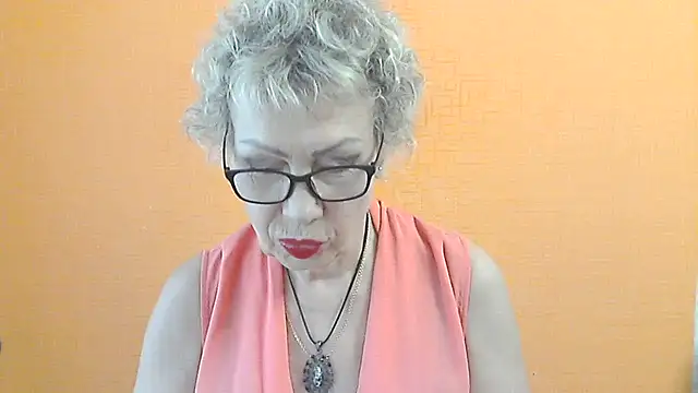 NessyJenixs online show from 07/04/26, 01:17