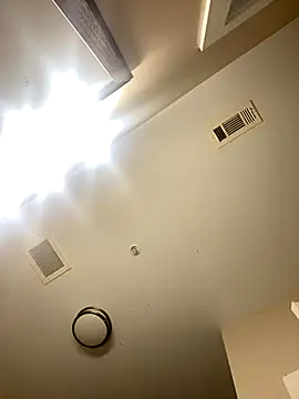 Snapshot of theprettysoles chatting on 12/04/25, 03:43 theprettysoles online show from 12/04/25, 03:43