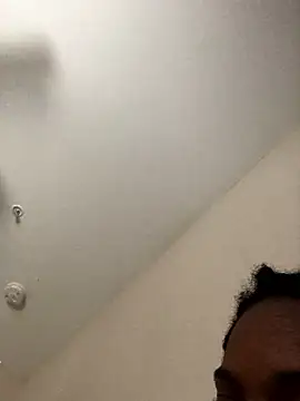 Snapshot of theprettysoles chatting on 01/05/26, 05:27 theprettysoles online show from 01/05/26, 05:27