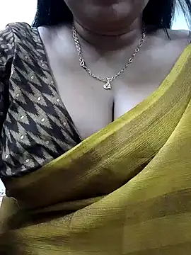 Queenflowerr online show from 01/23/25, 04:52