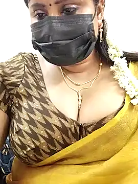 Queenflowerr online show from 01/26/25, 06:48