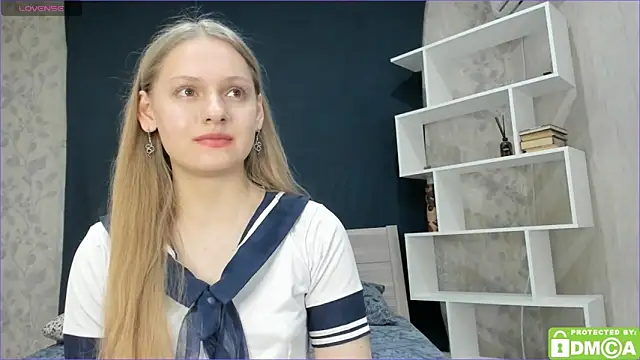 Snapshot of onelovelyalice chatting on 01/22/25, 05:49 onelovelyalice online show from 01/22/25, 05:49