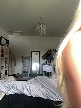 blissdimicco online show from 10/26/25, 12:22