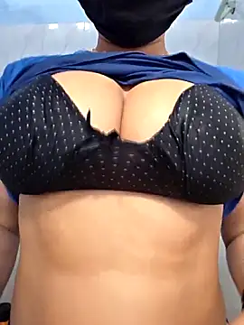 Hot honey77 online show from 10/09/25, 04:54