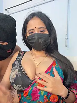 Hot honey77 online show from 11/03/25, 05:47