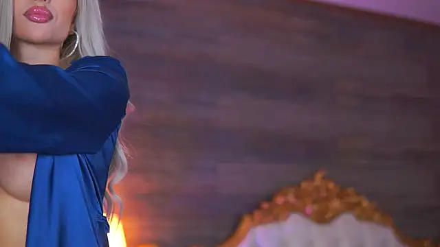 Juicy Jessye online show from 10/20/25, 07:58