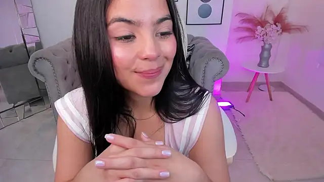 Layla Breezee online show from 03/08/25, 06:16