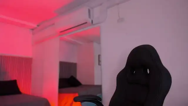 bonnieAn online show from 09/17/25, 11:23