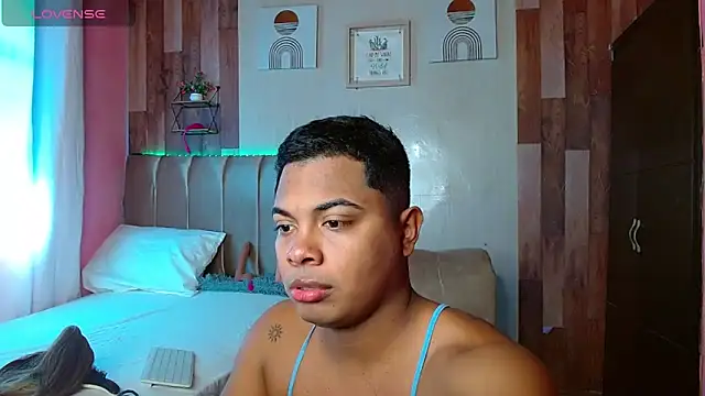 Snapshot of electrabrowns chatting on 02/21/26, 08:10 electrabrowns online show from 02/21/26, 08:10