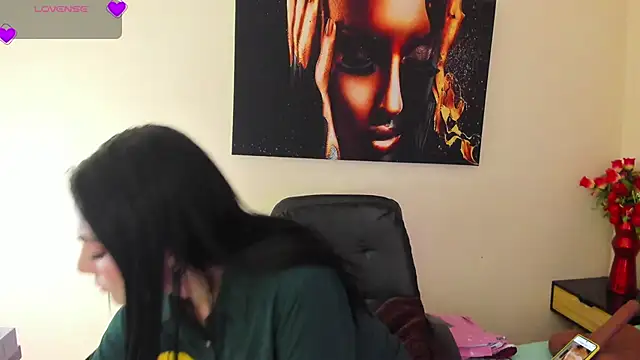 scarlet hit online show from 10/29/25, 03:42