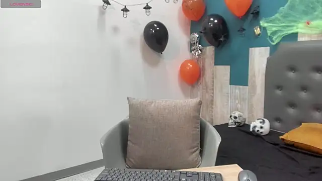 Frank Millers online show from 10/20/25, 08:31