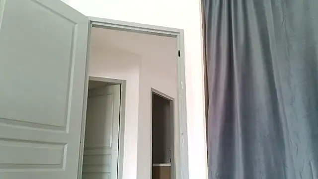 serena  vedette online show from 04/16/26, 12:06