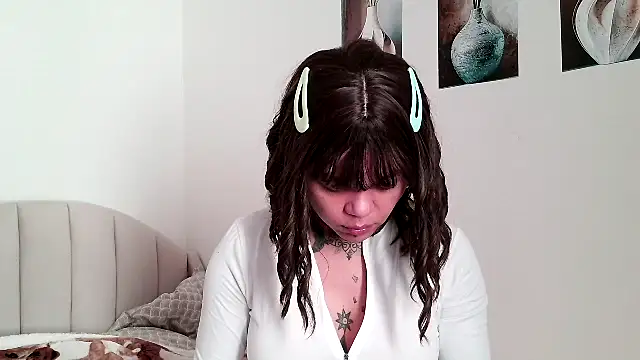 serena  vedette online show from 05/19/26, 07:58