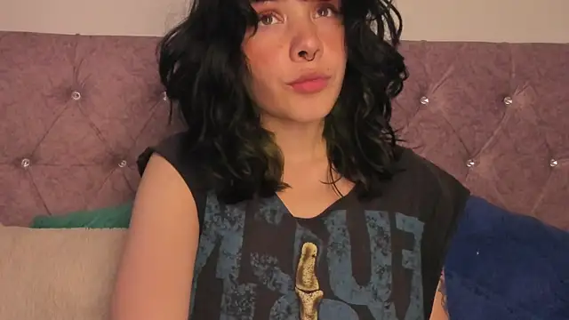 Snapshot of onix_bl4ck chatting on 02/18/25, 08:58 onix bl4ck online show from 02/18/25, 08:58