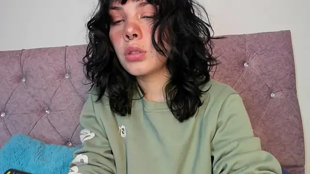 Snapshot of onix_bl4ck chatting on 02/21/25, 08:27 onix bl4ck online show from 02/21/25, 08:27