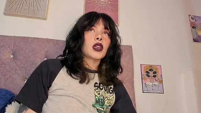 Snapshot of onix_bl4ck chatting on 03/13/25, 01:21 onix bl4ck online show from 03/13/25, 01:21