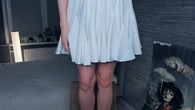 FloraDobb online show from 01/28/25, 10:34