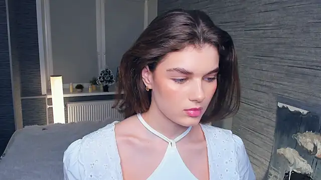 FloraDobb online show from 01/29/25, 10:01