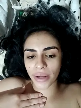 perolaa8 online show from 02/16/25, 05:15